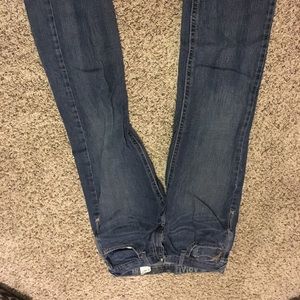 Low rise straight Ariat jeans